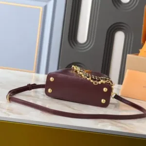 Louis Vuitton Capucines East-West BB Cowhide leather Black M25492 Handbags