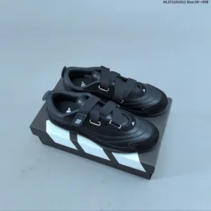 adidas URBAN REVERIE Sneakers