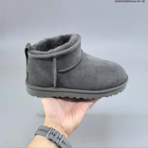 UGG DAKOTA 1116109 snow boots