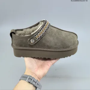 UGG TAZZ 1122553 snow boots