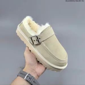 UGG GOLDEN FAMILY 1180251 slippers