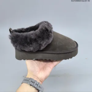 UGG autumn and winter sheep fur integrated snow boots
