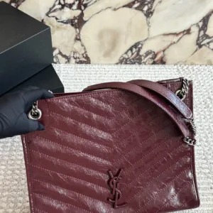 Yves Saint Laurent Niki tote commuter Handbags