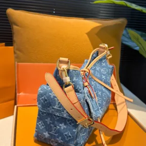 LV carryall tote hand bags