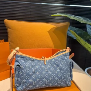 LV carryall tote hand bags