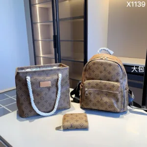 LV combination series jelly backpack+LV bath basket+LV wallet