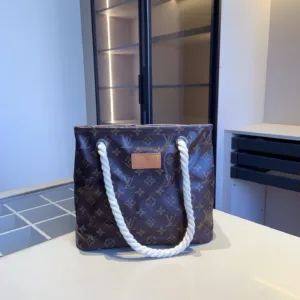 LV combination series jelly bucket bag+LV bath basket+LV wallet