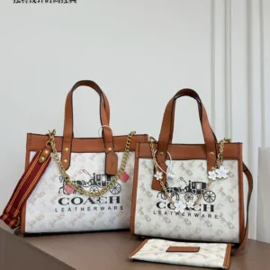 Coach Field Leatherware tote hand bags