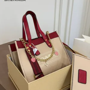 Coach Field Leatherware tote hand bags