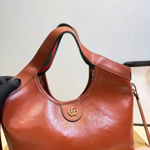 Gucci Giglio Tote Hand Bag Collection