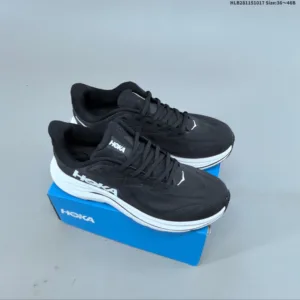 HOKA ONE ONE CLIFTON 10 Sneakers