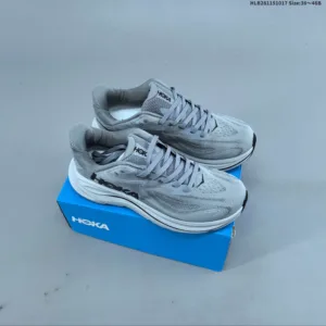 HOKA ONE ONE CLIFTON 10 Sneakers