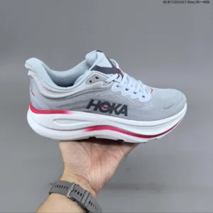 HOKA ONE ONE Bondi 9 Sneakers