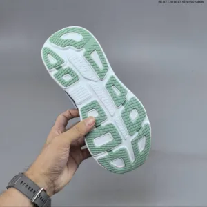HOKA ONE ONE Bondi 9 Sneakers
