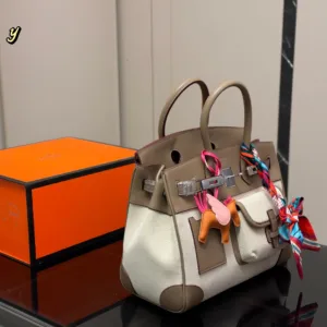 Hermes Bk30 platinum Tote Hand bags