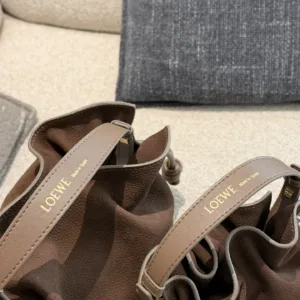 Loewe brown Mist wax cowhide Tote Hand Bags