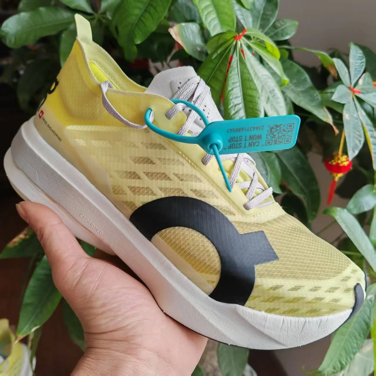 on cloudflyer Road Running Cloudboom Strike Sneakers - Image 19