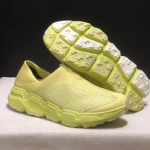 on cloudflyer Cloudsoma Moc Hiking Sneakers