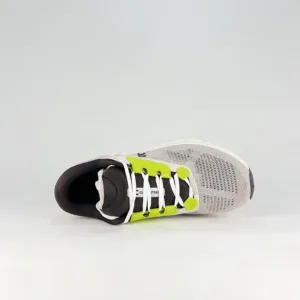 on cloudflyer Cloudstratus 3 Sneakers