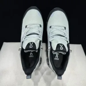 on cloudflyer Cloudwander WP Sneakers