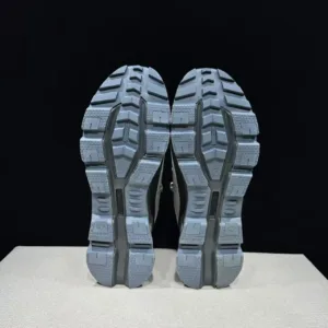 on cloudflyer Cloudwander WP Sneakers