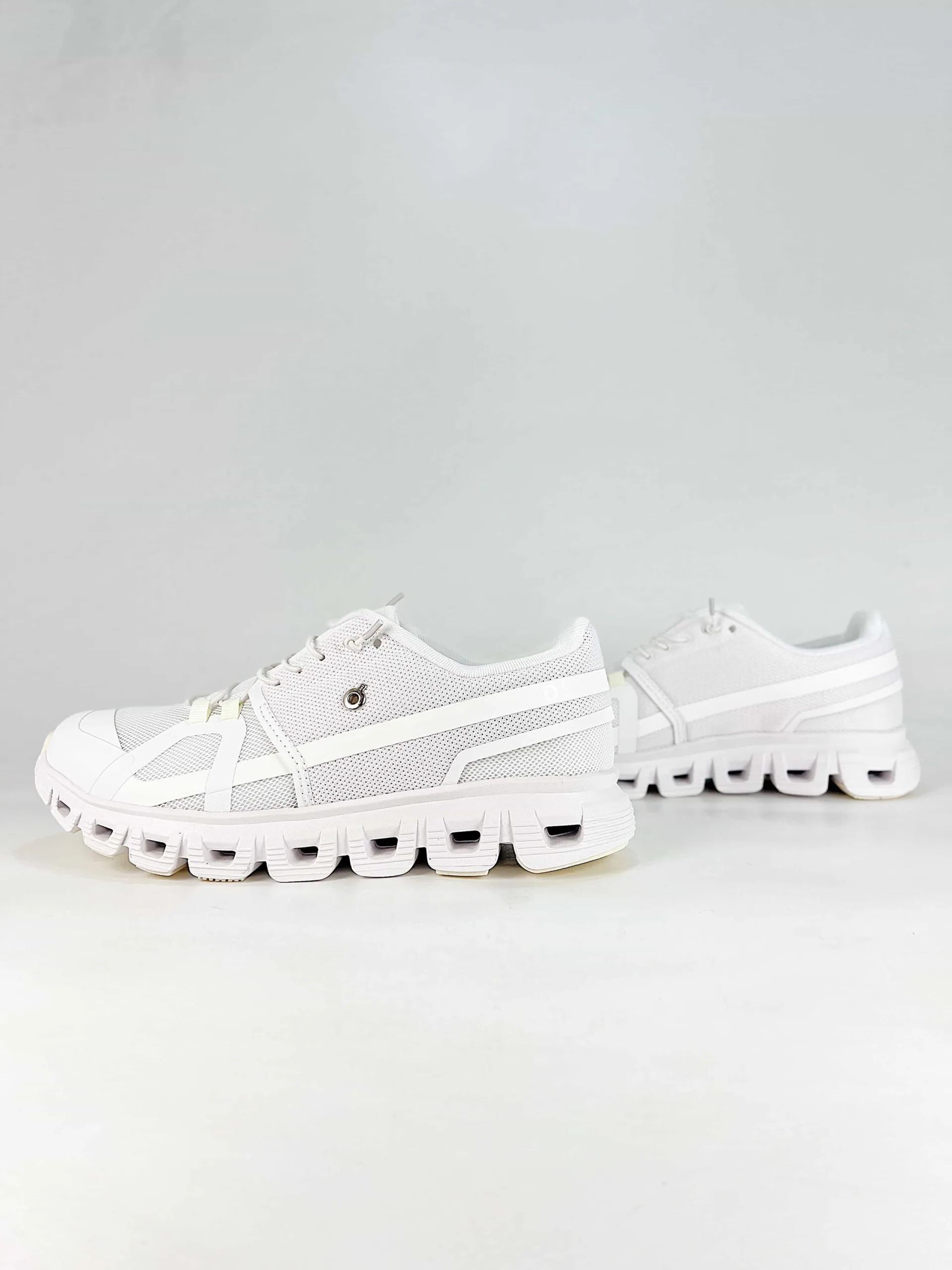 On cloudflyer × Dover Street Market Cloud 6 White/ Blue /Black Sneakers - Image 14