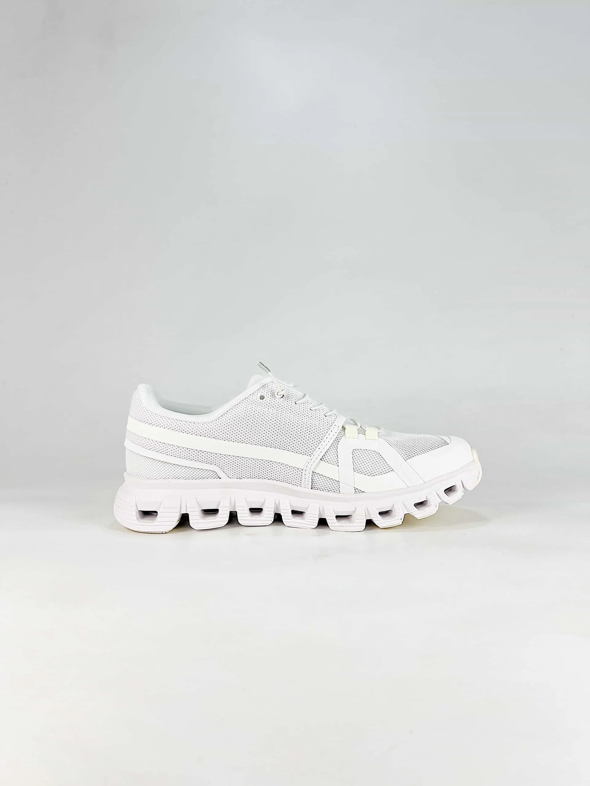 On cloudflyer × Dover Street Market Cloud 6 White/ Blue /Black Sneakers - Image 12