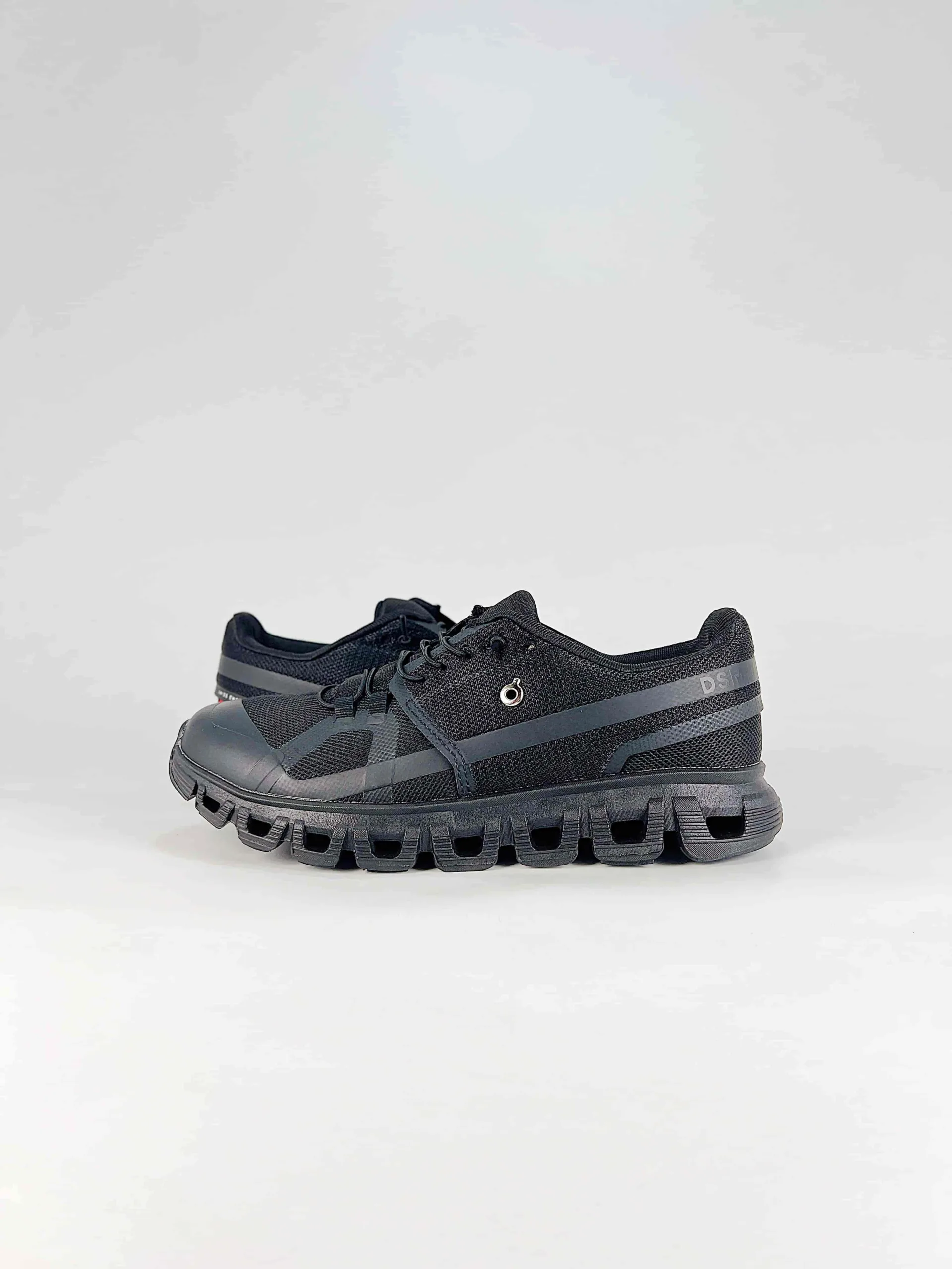 On cloudflyer × Dover Street Market Cloud 6 White/ Blue /Black Sneakers - Image 9