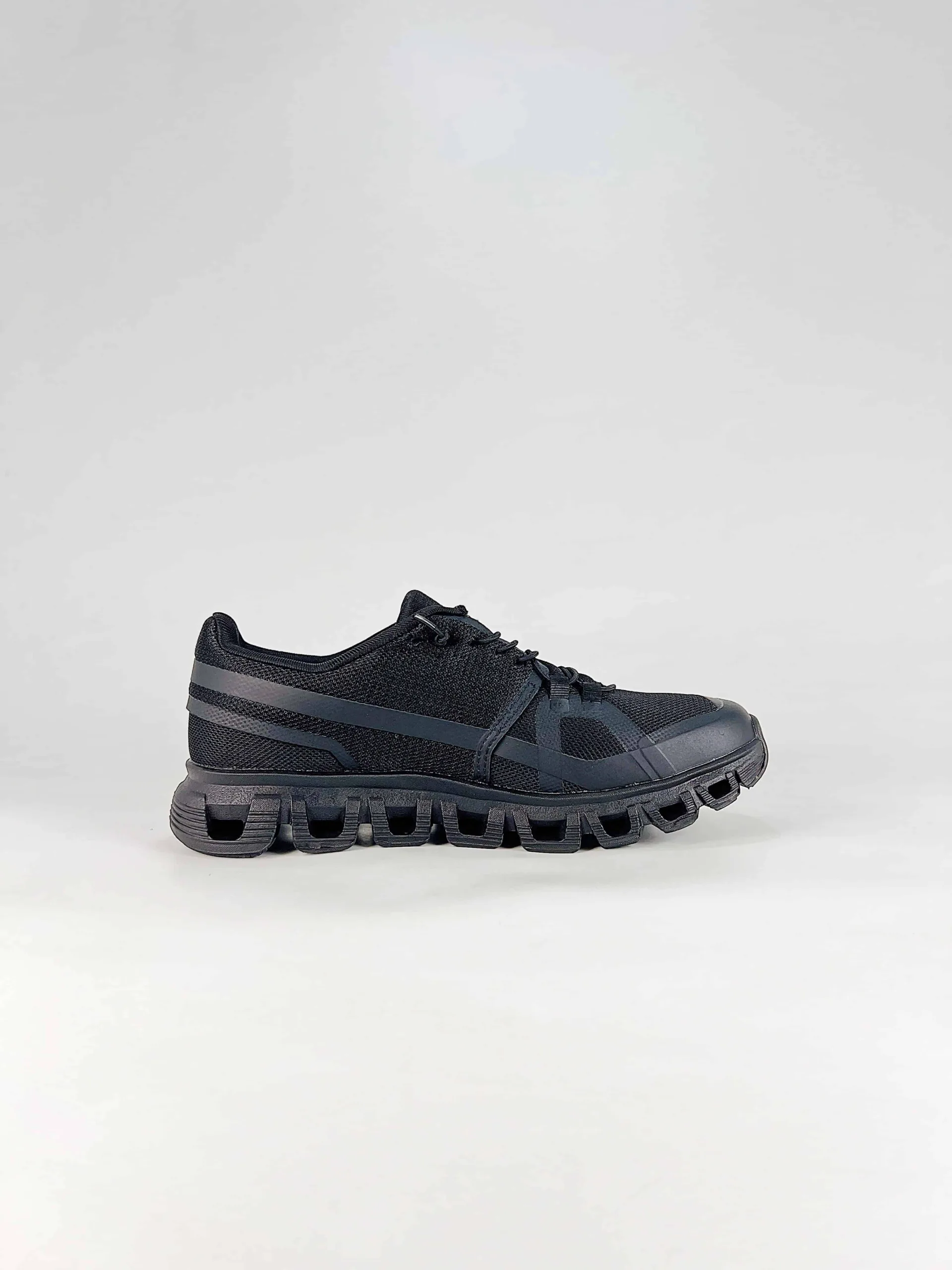 On cloudflyer × Dover Street Market Cloud 6 White/ Blue /Black Sneakers - Image 3