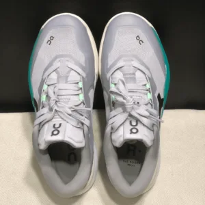 on cloudflyer THE ROGER Pro 3 Clay Sneakers