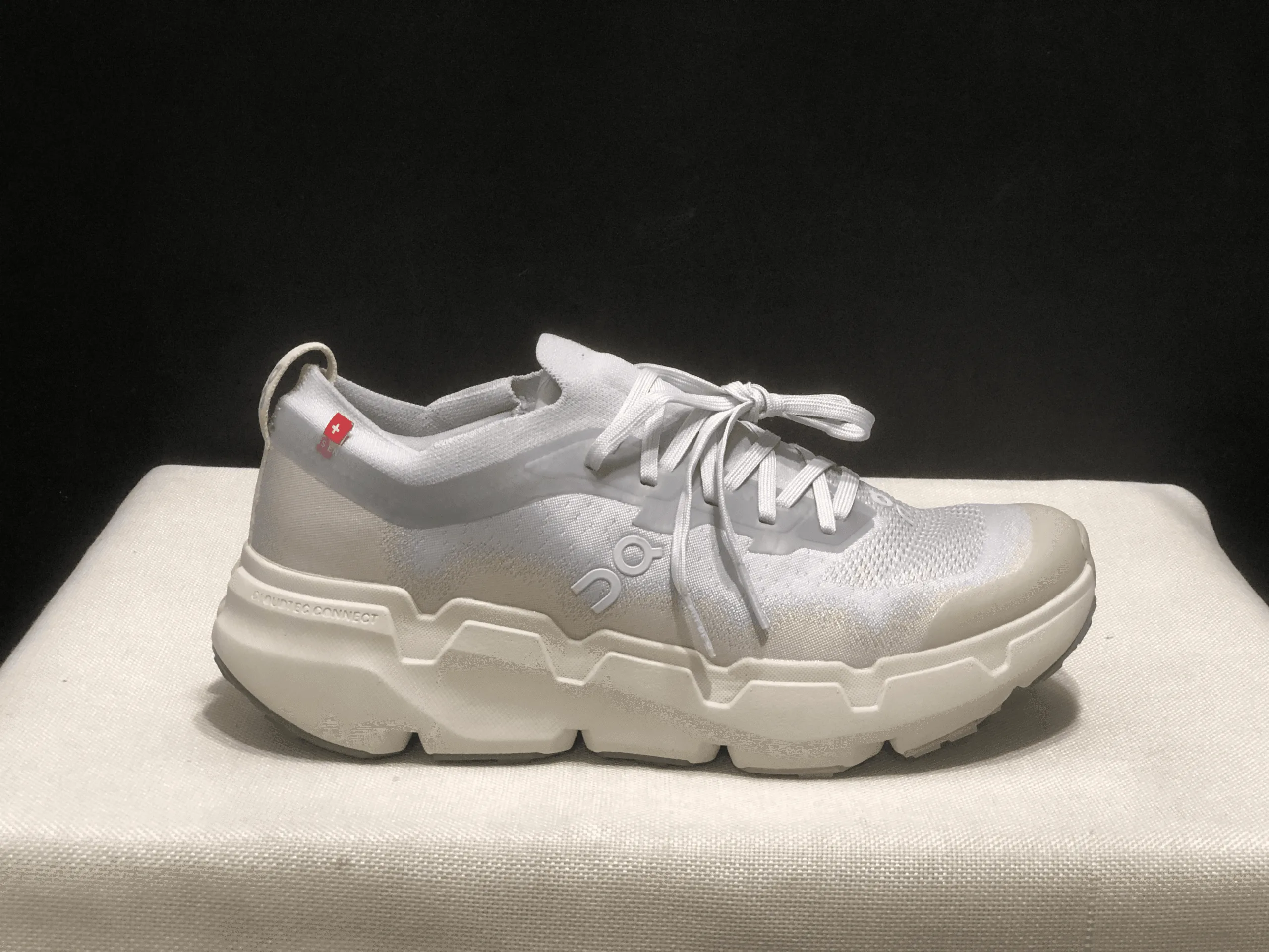 on cloudflyer Cloudsoma Trail Running Sneakers - Image 61