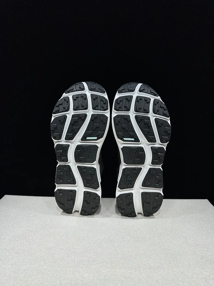 on cloudflyer Cloudsoma Trail Running Sneakers - Image 46