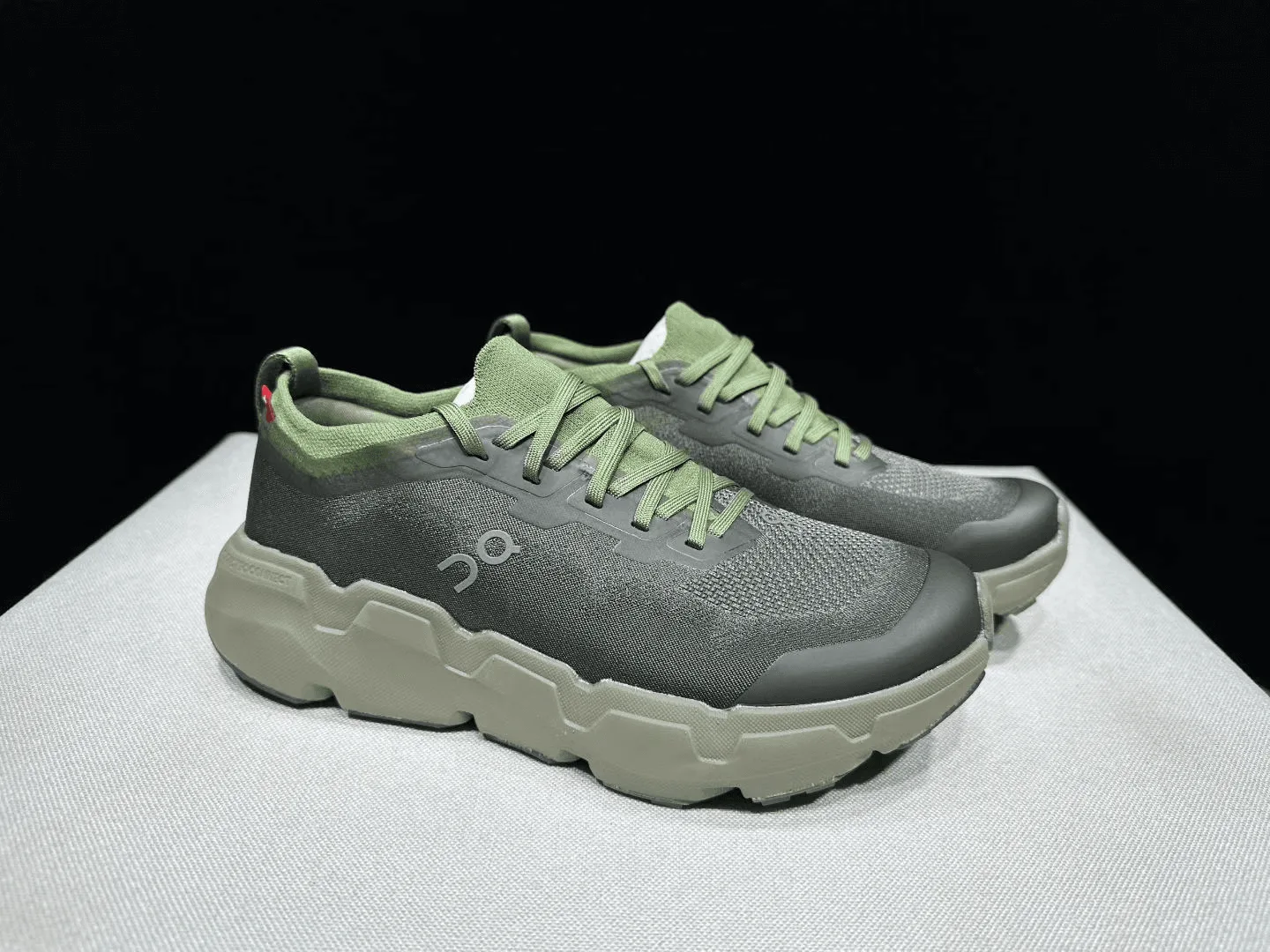 on cloudflyer Cloudsoma Trail Running Sneakers - Image 30