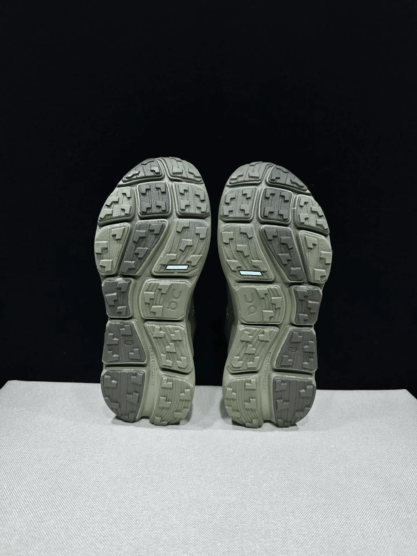 on cloudflyer Cloudsoma Trail Running Sneakers - Image 26