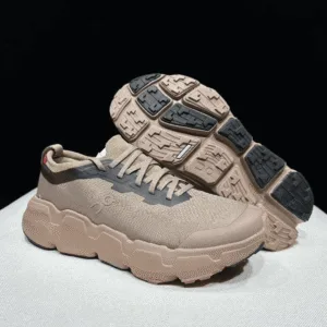 on cloudflyer Cloudsoma Trail Running Sneakers