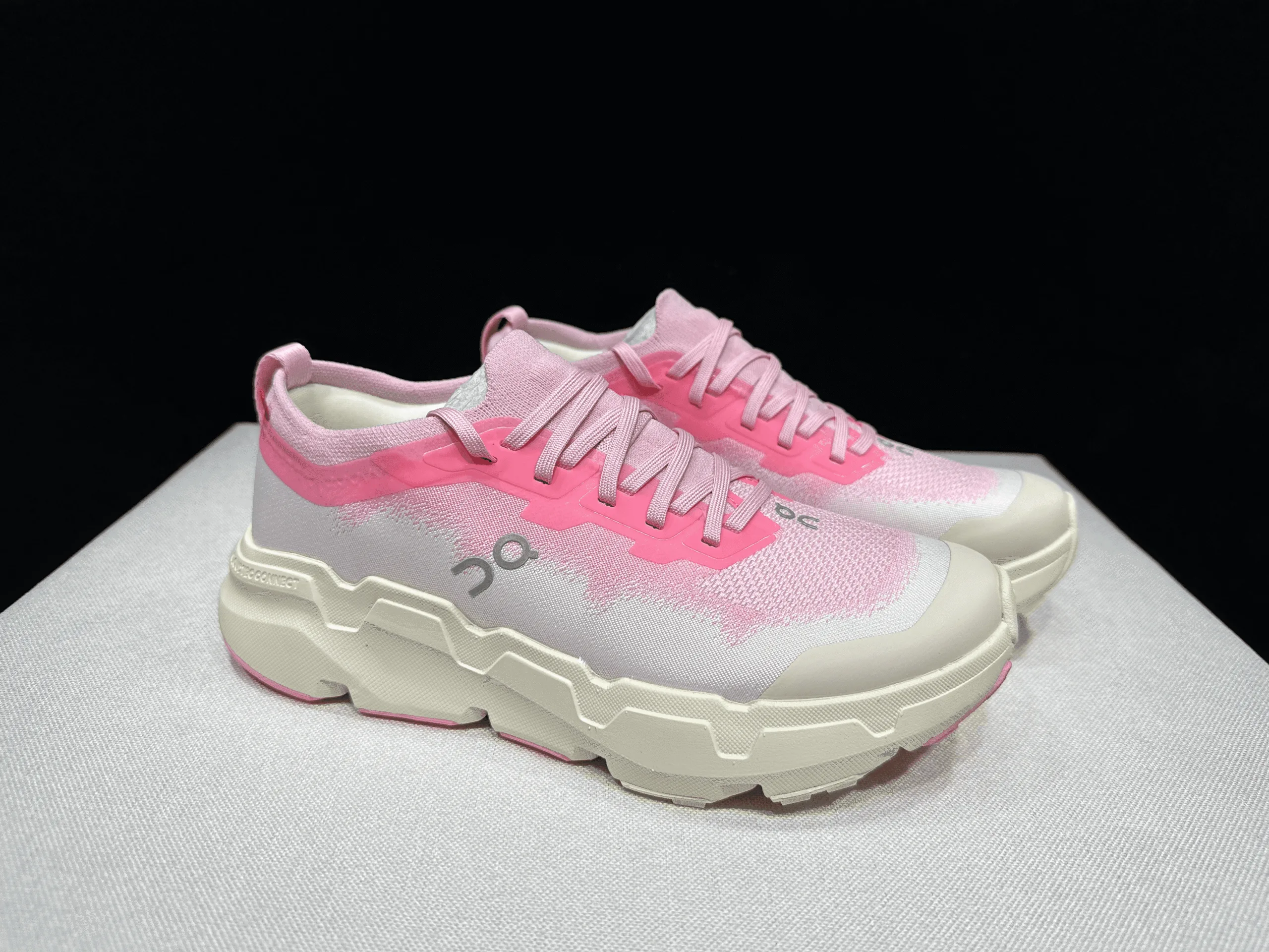 on cloudflyer Cloudsoma Trail Running Sneakers - Image 10