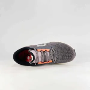 On cloudflyer Cloudmonster 3 Hyper Series Collection Sneakers