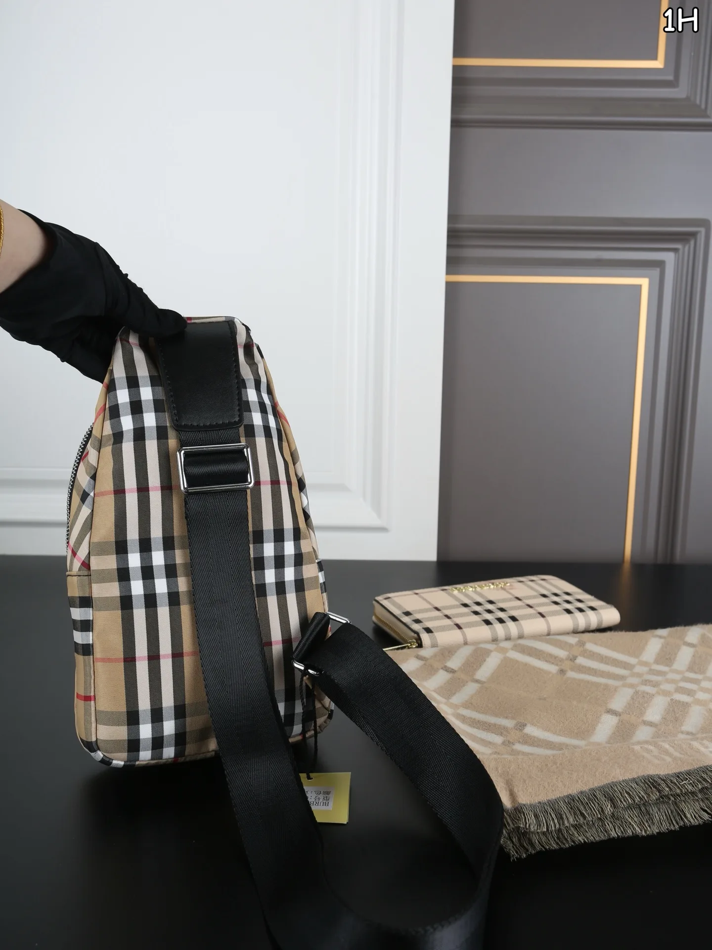 Burberry chest bag scarf wallet combination - Image 4