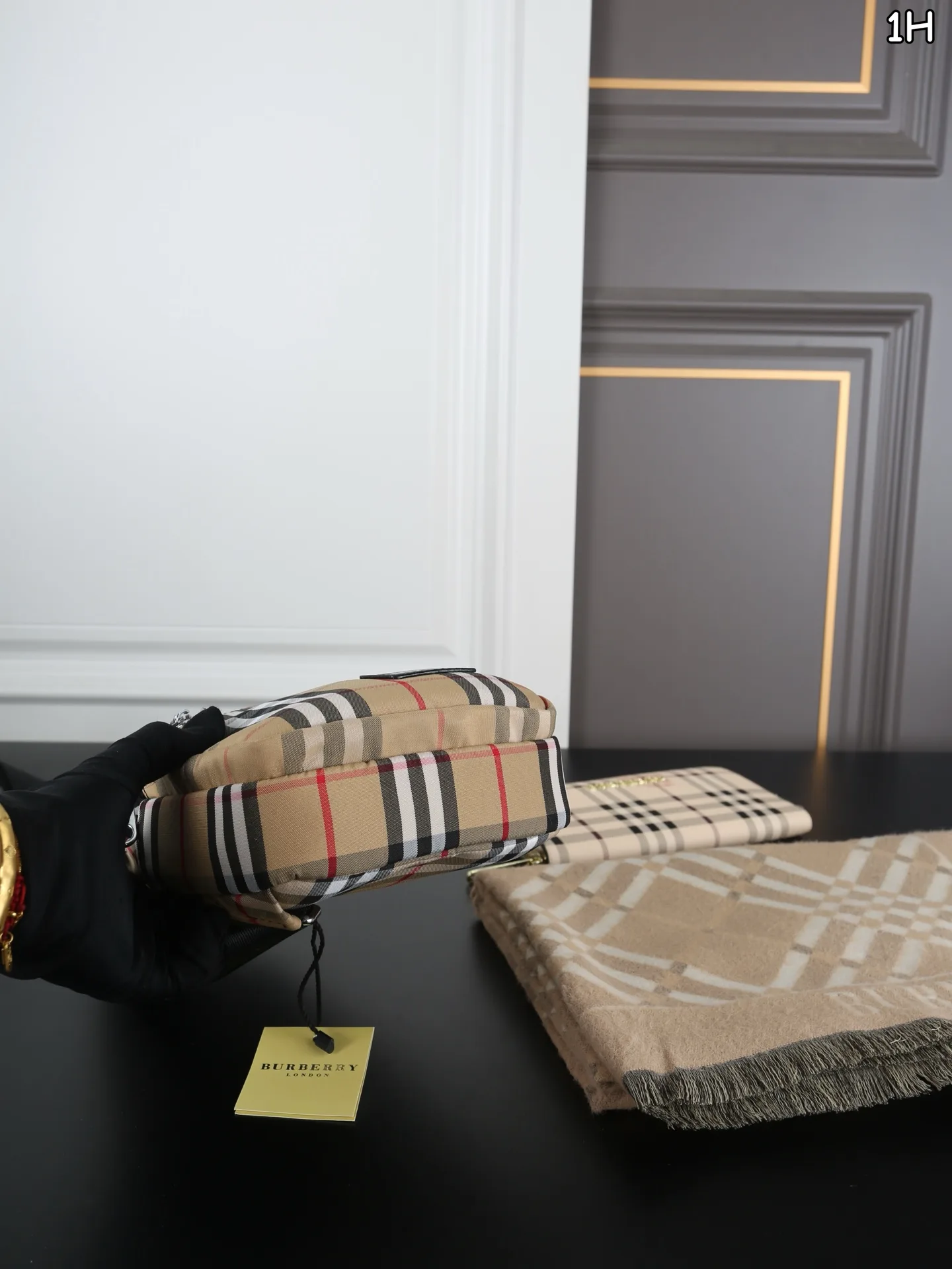 Burberry chest bag scarf wallet combination - Image 5