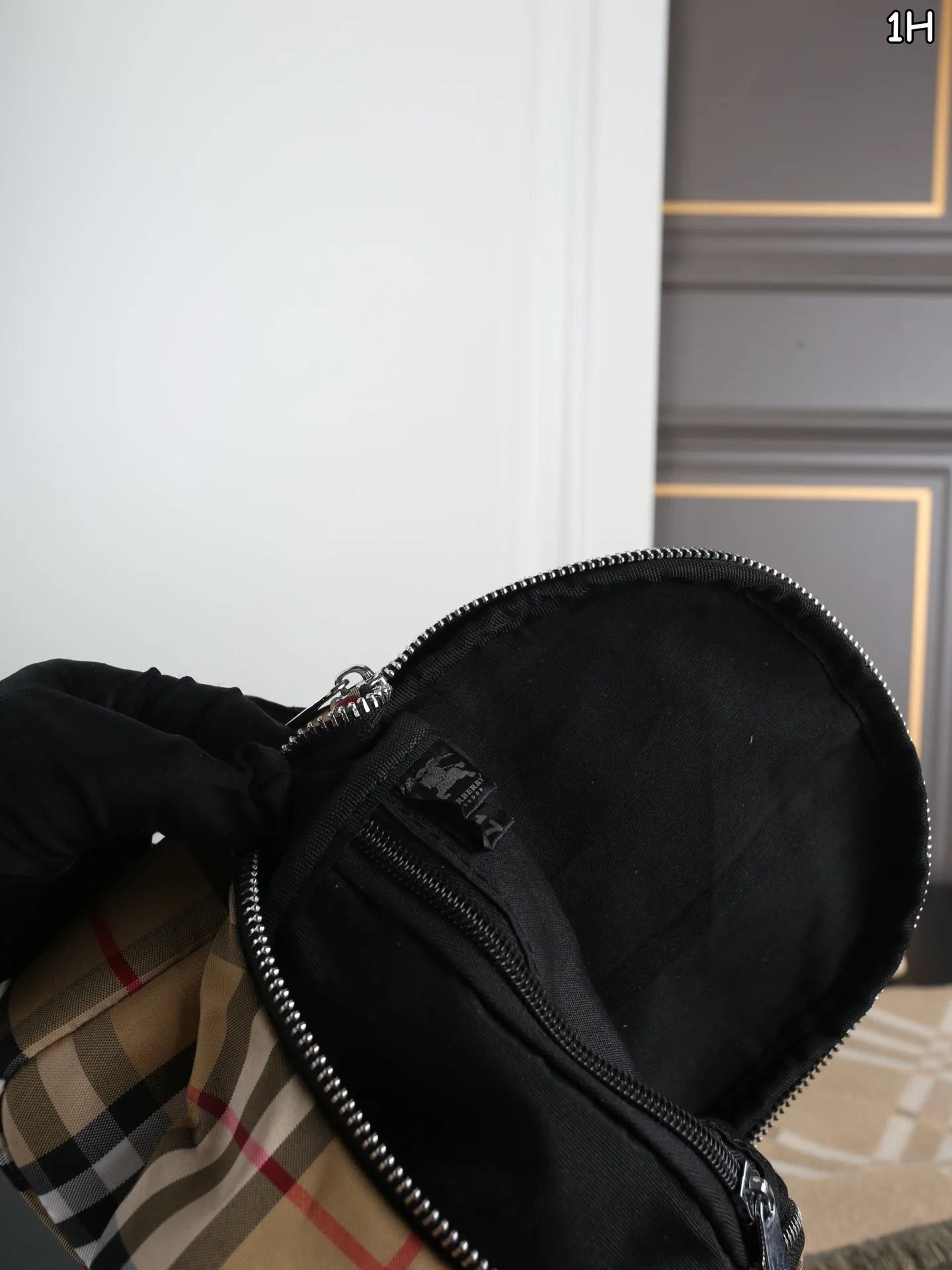 Burberry chest bag scarf wallet combination - Image 8