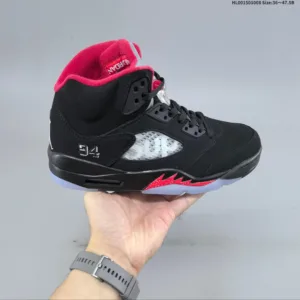 Supreme x Air Jordan 5 Retro Sneakers