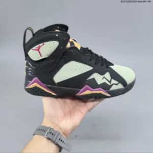 Air Jordan 7 Retro Pacific Blue Sneakers