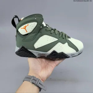 Air Jordan 7 Retro Pacific Blue Sneakers