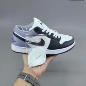 Air Jordan 1 Low “USA” low top Patriot sneakers
