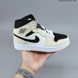 Nike Air Jordan 1 Retro Mid AJ1 basketball sneakers shoes