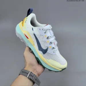 Nike Reactx Wildhorse 8 sneakers