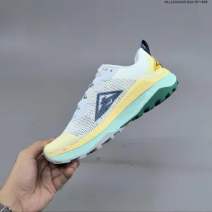 Nike Reactx Wildhorse 8 sneakers