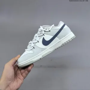 Nike Dunk Low Retro Sneakers