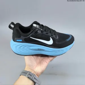 Nike Vomero 19 sneakers