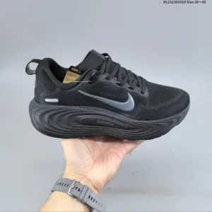 Nike Vomero 19 sneakers